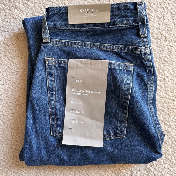 Everlane Curvy 90s Straight Jean - Picture 3 of 3
